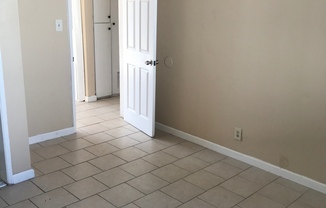 2 beds, 1 bath, $2,695, Unit 1