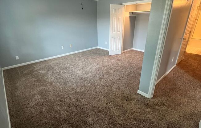 2 beds, 2 baths, 1,100 sqft, $1,075, Unit E-1