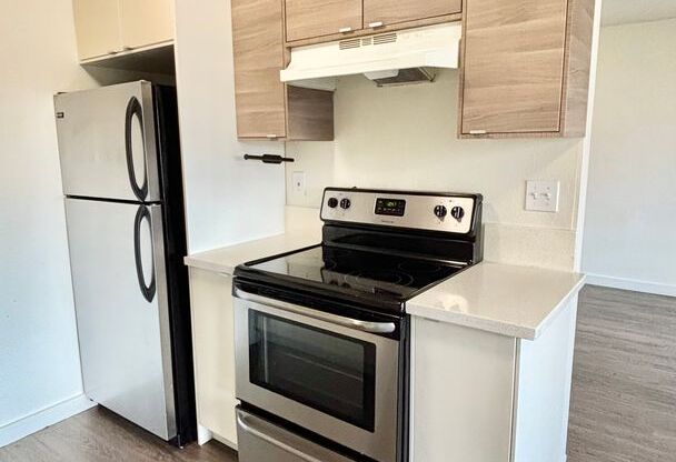 2 beds, 1 bath, 750 sqft, $1,535, Unit 1436