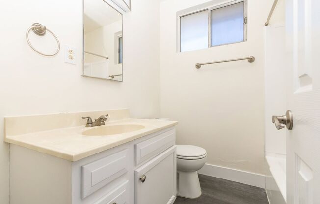 Studio, 1 bath, $2,095, Unit 30