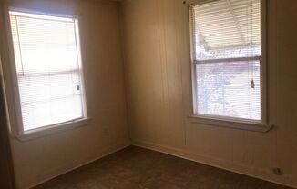 2 beds, 1 bath, $750