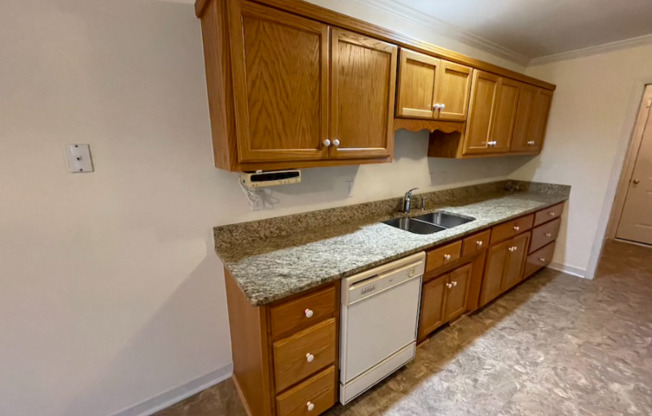 1007 LOGANBERRY CT