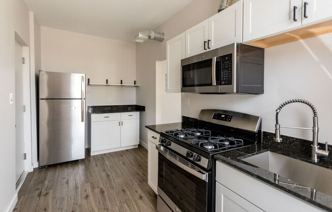 1 bed, 1 bath, 730 sqft, $1,025, Unit 202