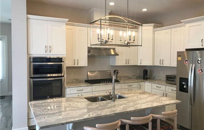 8896 Bismarck Palm Dr