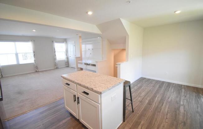 2611 MCCURDY TRL