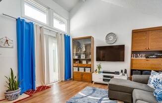 4643 COUNTRY CRK DR
