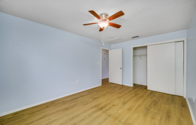 2 beds, 1 bath, $1,495