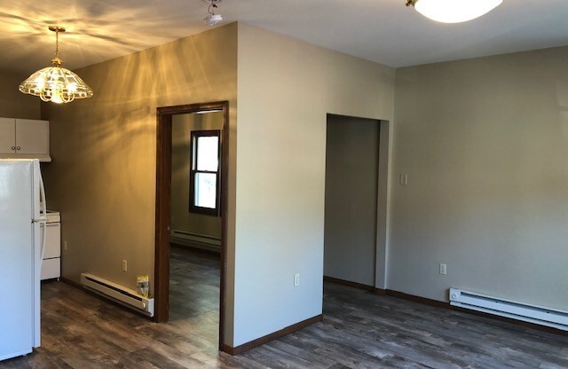 217-219 Bates Ave