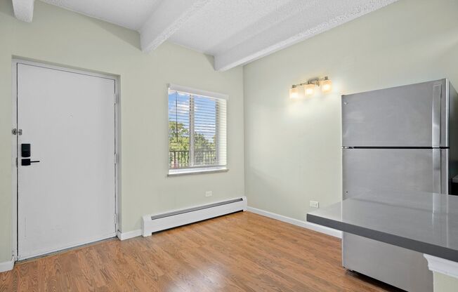 1 bed, 1 bath, $1,550