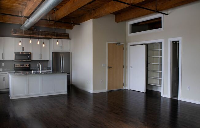 Finishing House