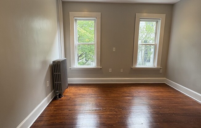 3 beds, 2 baths, 1,372 sqft, $3,700, Unit 1