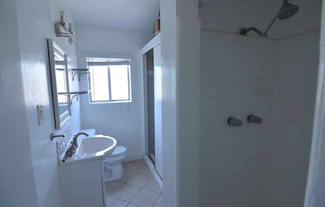 Studio, 1 bath, $1,450, Unit 12