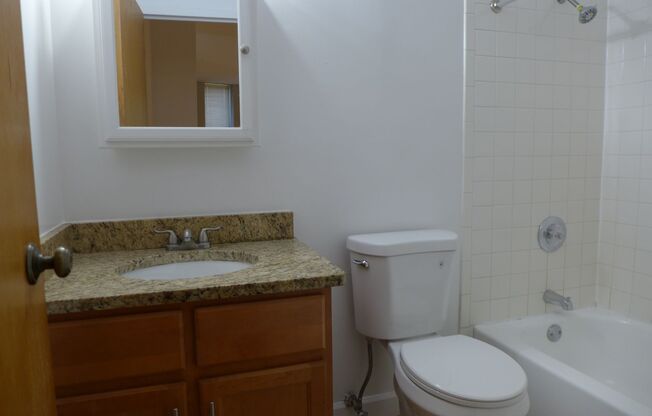 1 bed, 1 bath, 725 sqft, $2,050, Unit 06B