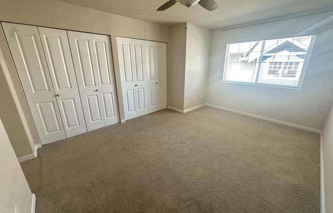 4804 215 LN SW