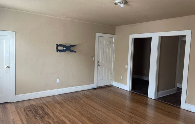 1 bed, 1 bath, $920