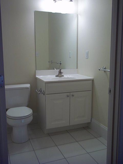 32 Locust St.