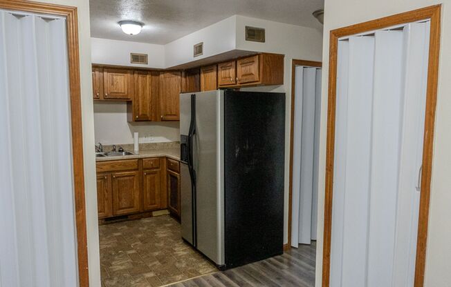 Updated 3-Bedroom Townhouse in Convenient Toledo Location