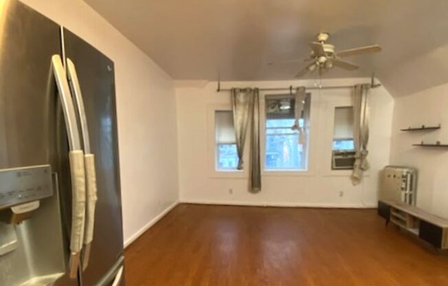 Saint Bernard St S 807