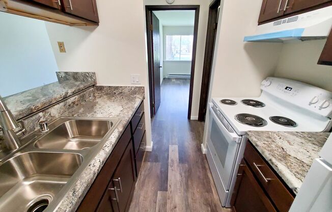 1 bed, 1 bath, 700 sqft, $1,169, Unit 2117-6