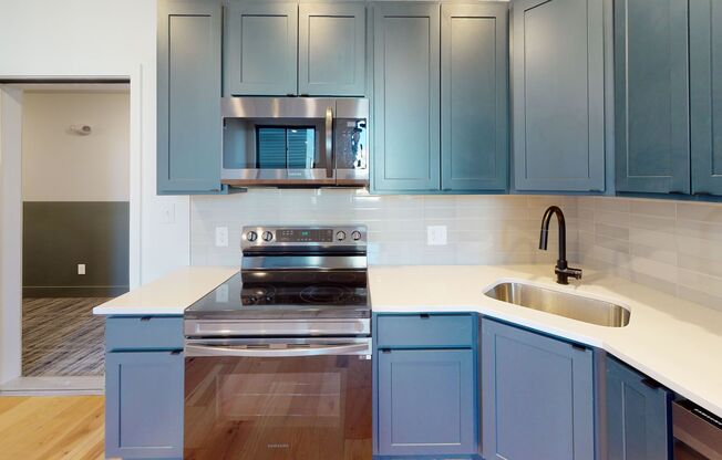 1 bed, 1 bath, 615 sqft, $1,450, Unit 203