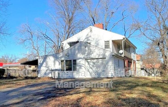 800 E 75 TERRACE
