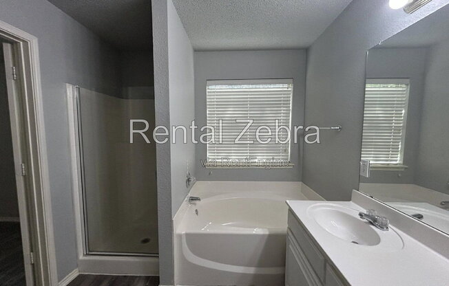3 beds, 2 baths, 1,616 sqft, $1,985