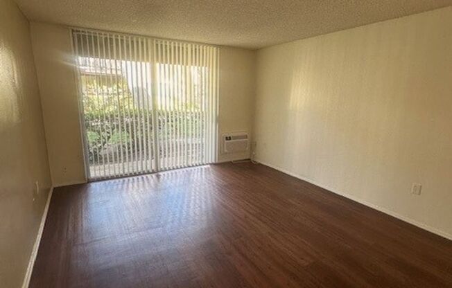 1 bed, 1 bath, 716 sqft, $2,050, Unit P003