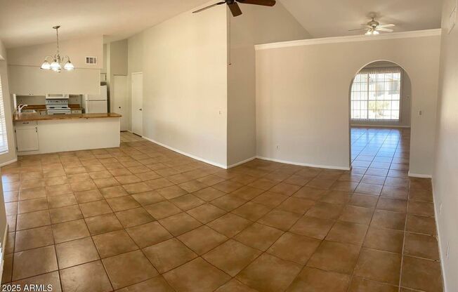 18239 N 38th DR, Glendale, AZ 85308