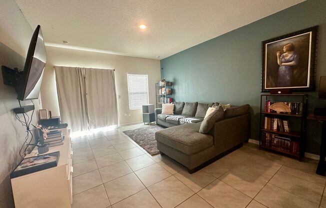 2 beds, 2.5 baths, $1,700