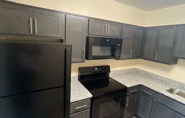 1 bed, 1 bath, 745 sqft, $1,840, Unit 14215 #A1