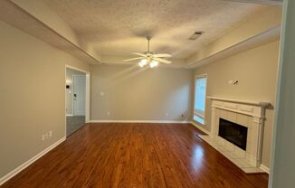 3 beds, 2 baths, $1,550