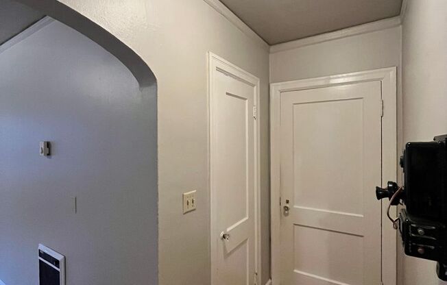 Studio, 1 bath, $1,195, Unit 109