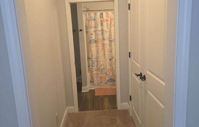 1 bed, 1 bath, 740 sqft, $1,599, Unit 600 - 3E