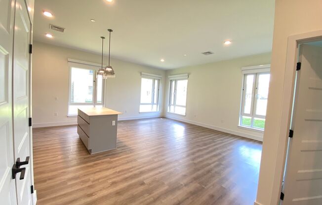 2 beds, 2 baths, 1,167 sqft, $3,423, Unit 168