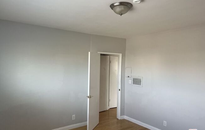 1 bed, 1 bath, 700 sqft, $1,749, Unit 3