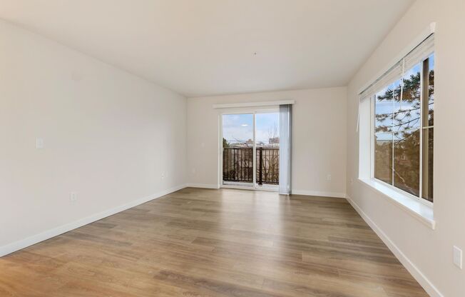 2 beds, 2 baths, 1,005 sqft, $2,795, Unit 304