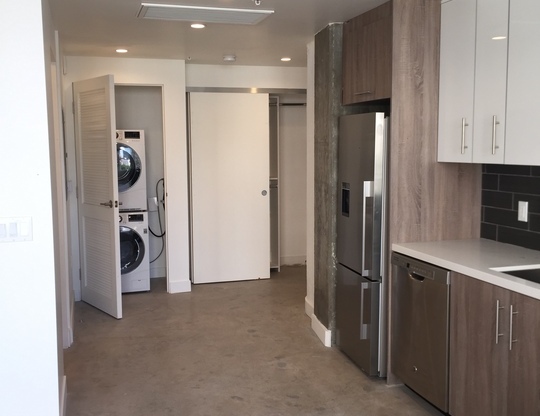 Studio, 1 bath, 479 sqft, $1,750, Unit 701