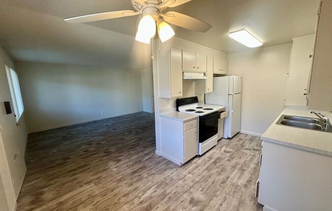 Dry Creek Apartments