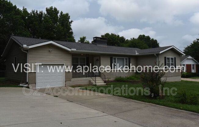 518 SE 3 ST