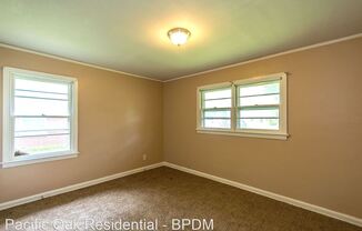 1048 Lynwood Dr