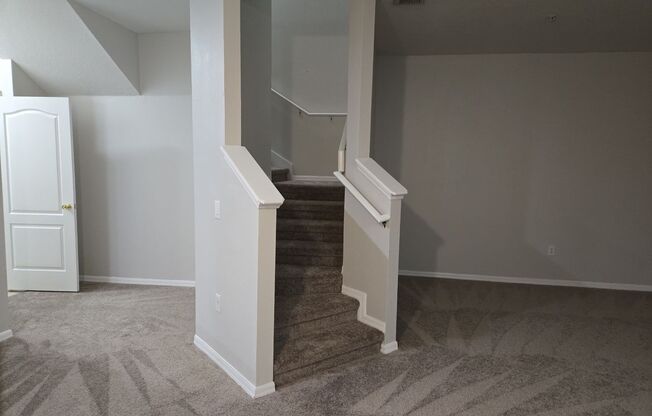 3BD / 2.5BA Carriage Home