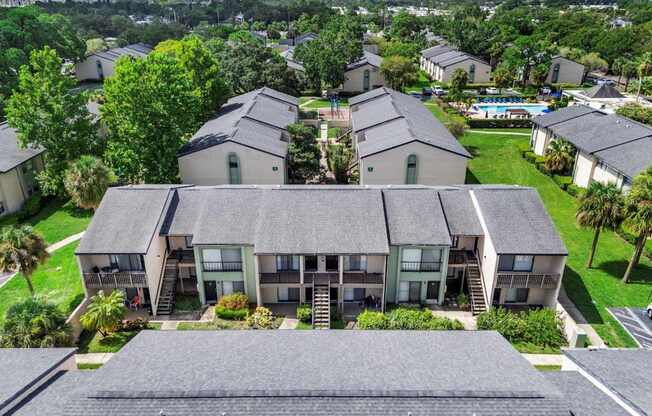 Apartment exterior at Oasis at Bayside Apartments in Largo, FL