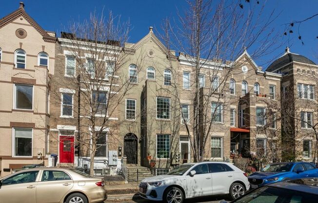 Sparkling Duplex in Columbia Heights