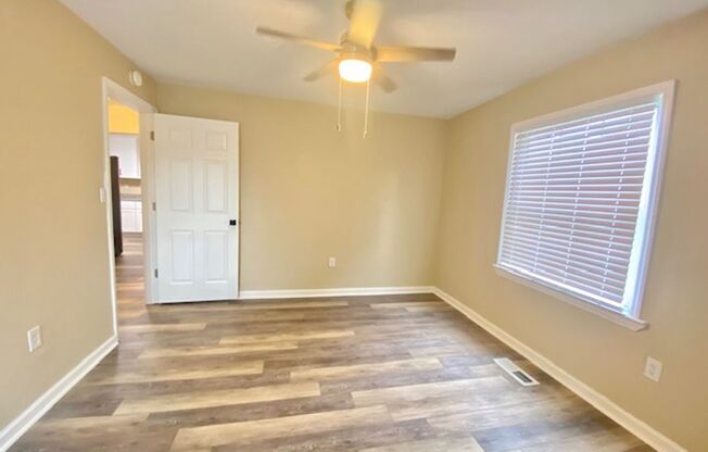 2 beds, 1 bath, $1,550