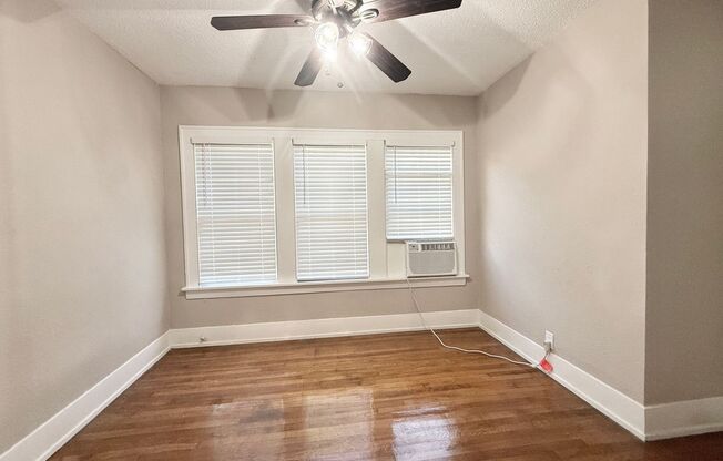1 bed, 1 bath, $1,075, Unit B2607