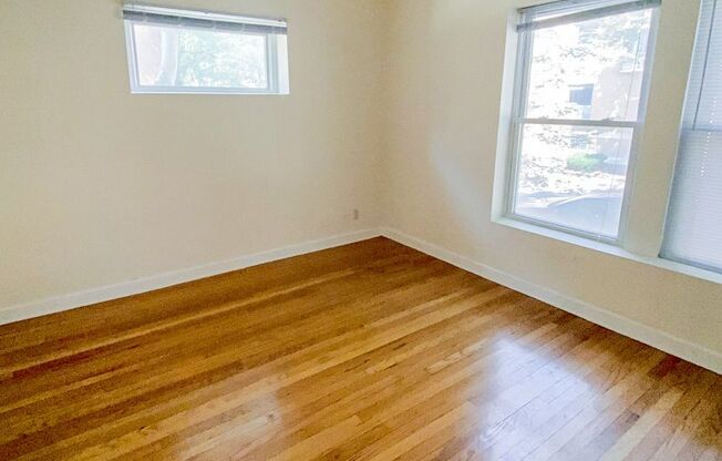 2 beds, 1 bath, 725 sqft, $2,750, Unit 851-1N