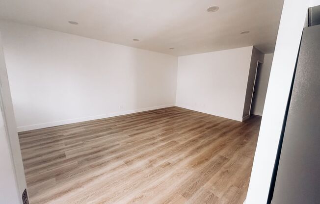 2 beds, 1 bath, 825 sqft, $2,650, Unit C