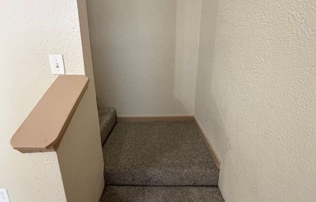 1 bed, 1 bath, 682 sqft, $905, Unit 413