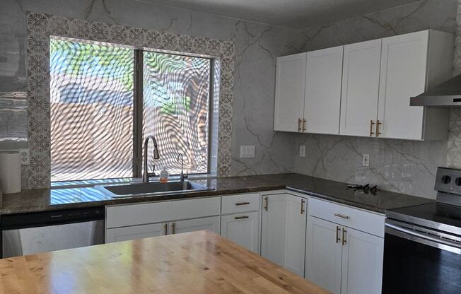 4 Bedroom, 2.5 Bath Available Now
