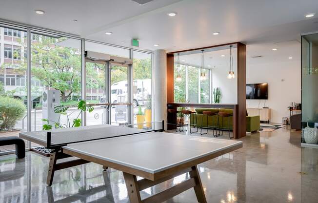K14 | Resident Lounge